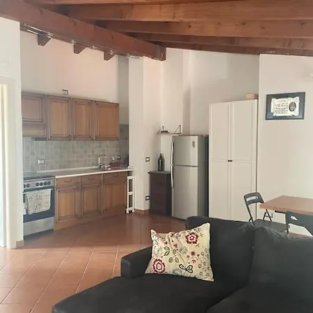 Apartment Bilocale Con Terrazzo Stazione Centrale